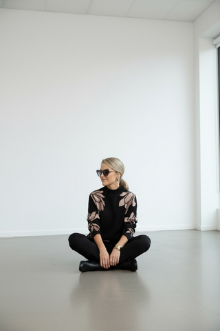 FLOWER PATTERN MOCK NECK SWEATER