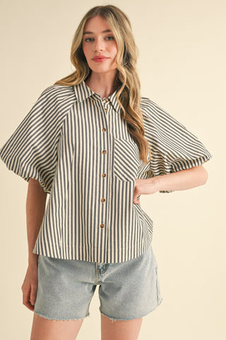STRIPED BUBBLE SLEEVE BUTTON DOWN