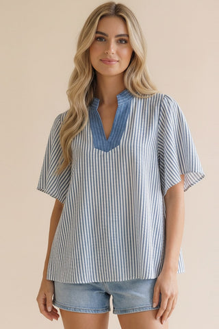 VERTICAL STRIPE FLUTTER SLEEVE BLOUSE
