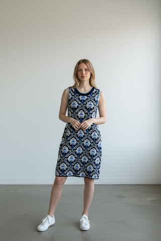 GEOMETRIC PRINT KNIT DRESS