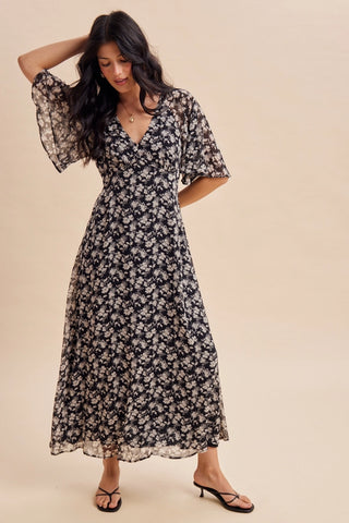FLUTTER SLEEVE ROMANTIC DRESS