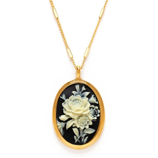 CAMEO NECKLACE