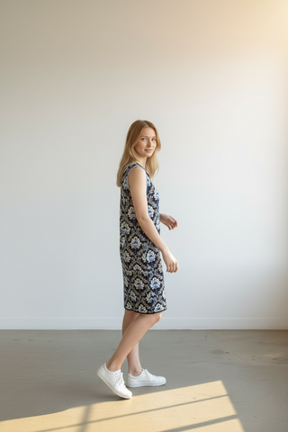 GEOMETRIC PRINT KNIT DRESS