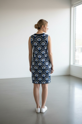 GEOMETRIC PRINT KNIT DRESS
