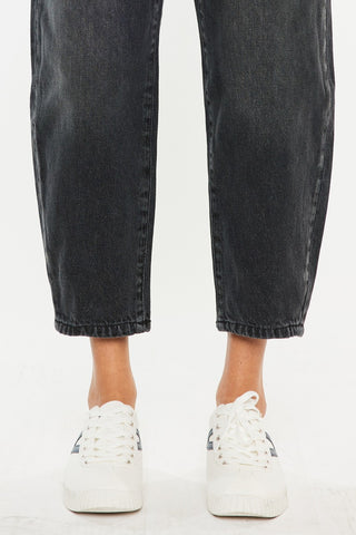 UTRA HIGH RISE BALLOON JEANS