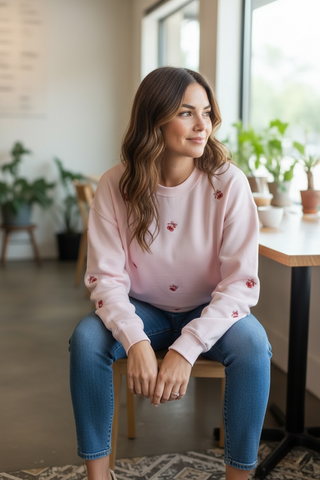 CHERRY EMBROIDERY SWEATSHIRT