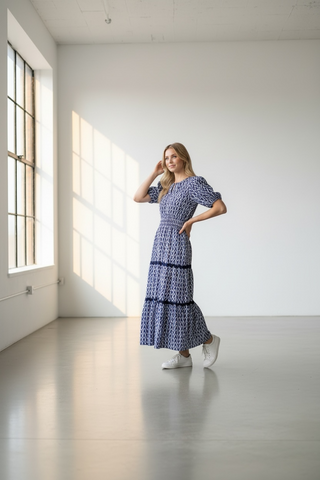 GEOMETRIC PRINT TIERED MAXI DRESS