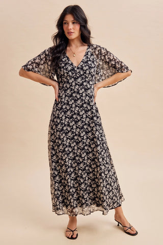 FLUTTER SLEEVE ROMANTIC DRESS