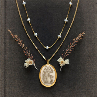 CAMEO NECKLACE