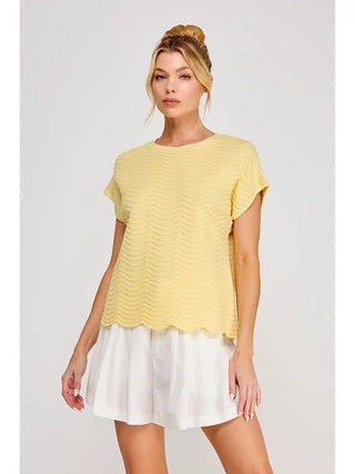 BUTTER SCALLOP EDGE KNIT TOP