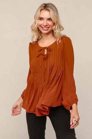 NECK RIBBON PLEATED BLOUSE